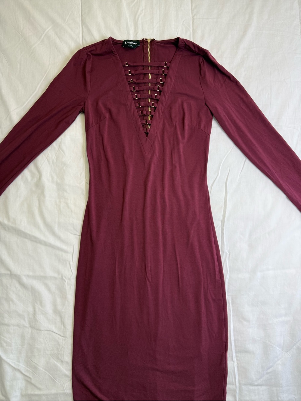 bebe Wine Lace-Up V-Neck Long-Sleeve Sheath Dress